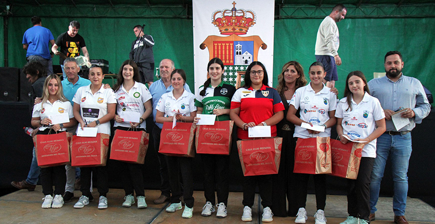 Eva Solana gana el Concurso de Bolos Femenino de Campoo de Enmedio