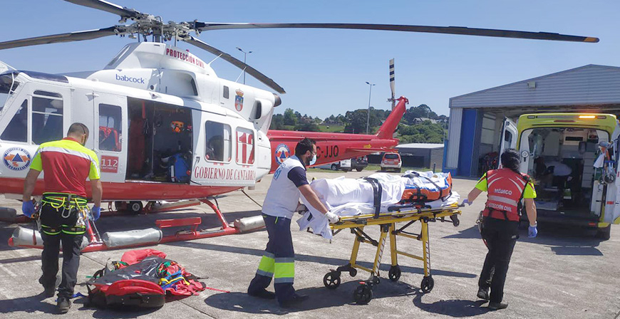 Evacuado en helicptero un ciclista herido en una cada en la subida a la Fuente del Chivo