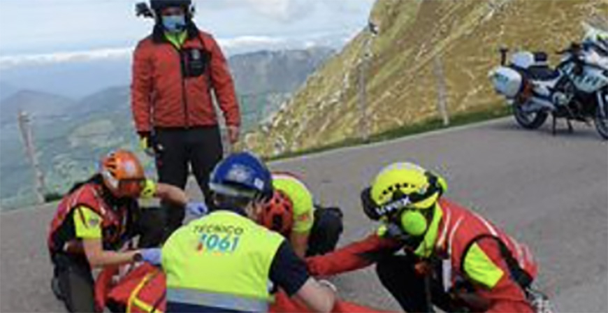 Evacuado en helicptero un ciclista herido en una cada en la subida a la Fuente del Chivo