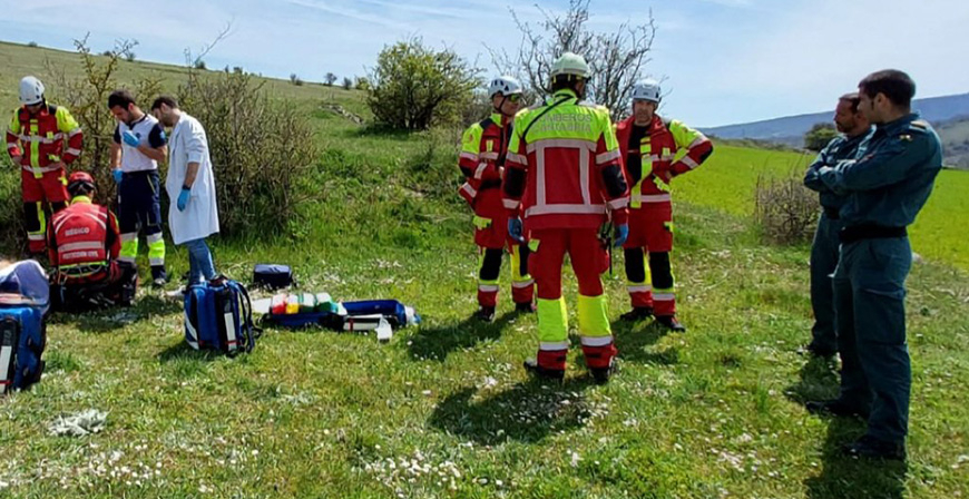 Evacuado en helicptero un hombre de 75 aos que se desplom por una afeccin cardiaca en una zona de monte de Valdeprado del Ro 