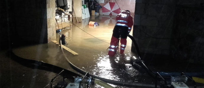 Evacuados 15 vecinos de Santa Olalla (Molledo) por las inundaciones
