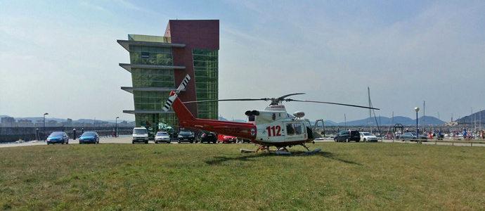 Evacan a un joven herido en el faro del Caballo de Santoa