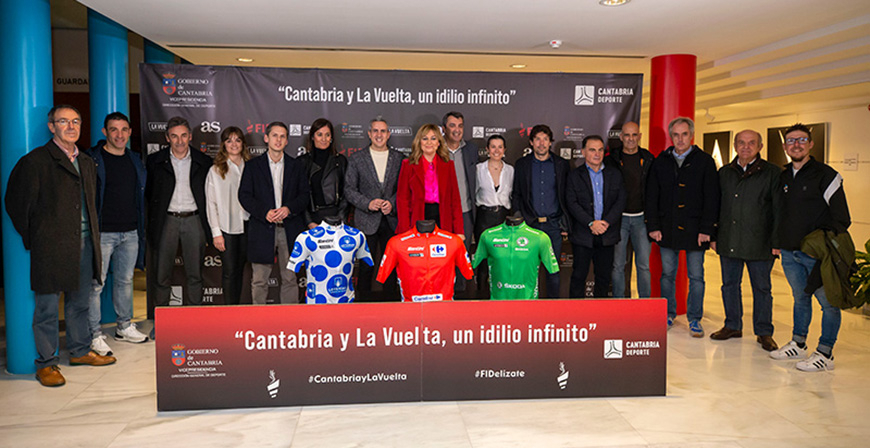 El evento 'Cantabria y La Vuelta, un idilio infinito' reunió a 400 personas