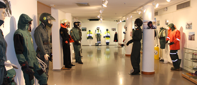 La exposicin itinerante 'Mujer y guardia Civil' abre sus puertas en Los Corrales de Buelna