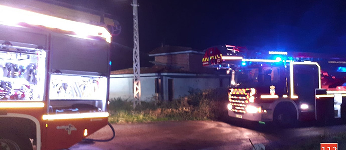 Extinguido un incendio en una vivienda en construccin en Carrejo 