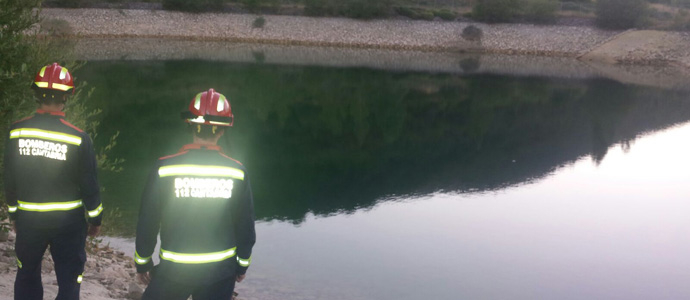 Fallece un hombre ahogado al caer a una balsa de riego en Valderredible