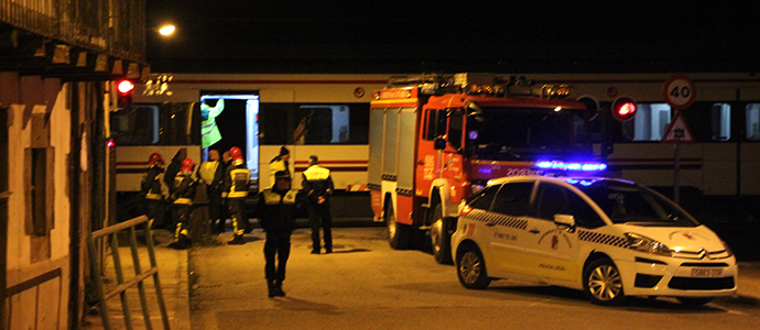 Fallece un hombre arrollado por un tren en el paso a nivel de La Barcenilla