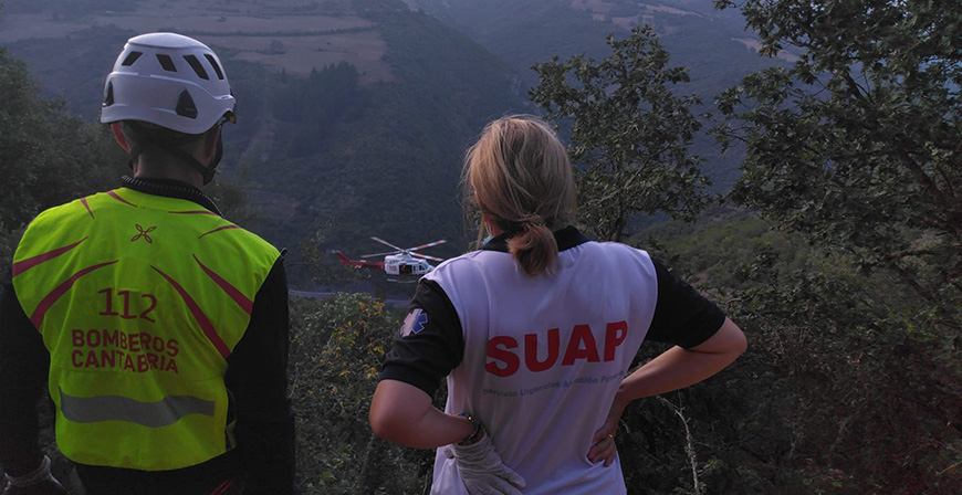 Fallece un hombre tras caer con un tractor desde un terrapln de una pista forestal 