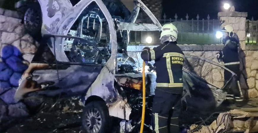 Fallece una mujer en Liencres al colisionar el vehculo en el que viajaba contra un poste elctrico