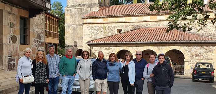 Las familias Fernndez Garca y Herrero Lpez celebraron la I Subida a las Peas Gordas