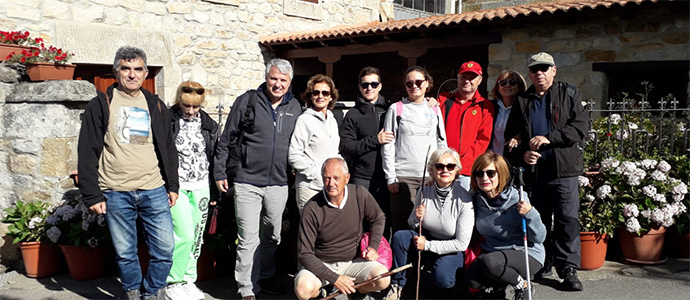 Las familias Fernndez Garca y Herrero Lpez celebraron la I Subida a las Peas Gordas