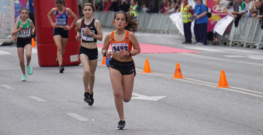 Farid Naghamouch y Lara Cuevas se suben al podio en la IX Milla Urbana de Santander