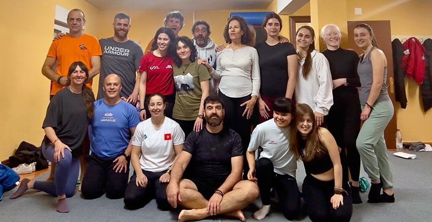 La Federaci�n Espa�ola de Deportes para Ciegos celebra en Campoo la segunda jornada de Promoci�n de Mujeres de Esqu�