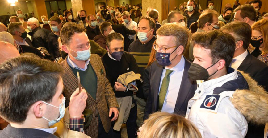 Feijo visita Santander y reivindica al PP como 