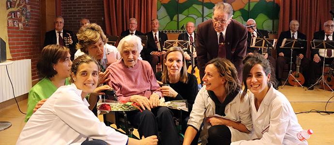 Felices 104, Felicitas!