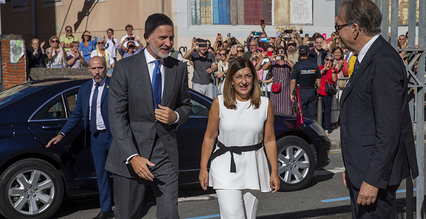 Felipe VI preside la apertura oficial del curso universitario en el Paraninfo de la UC