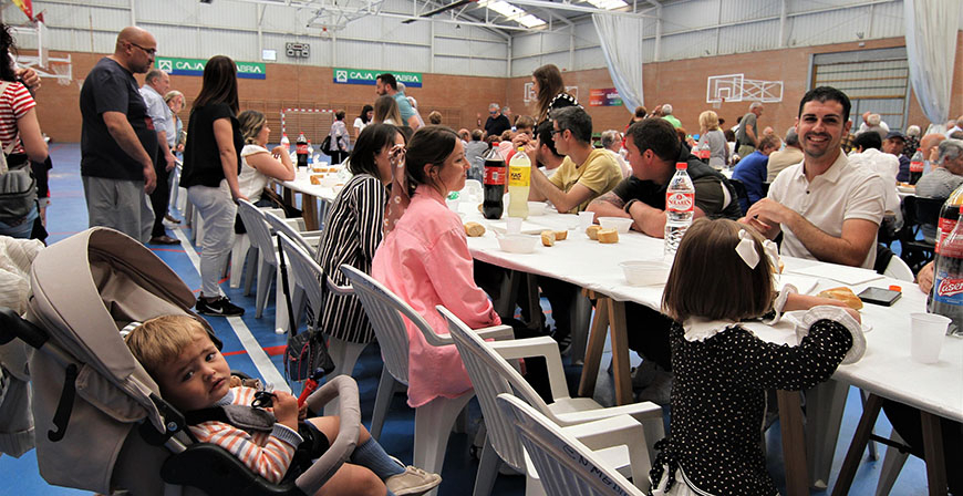 La fiesta del asociacionismo en Campoo de Enmedio