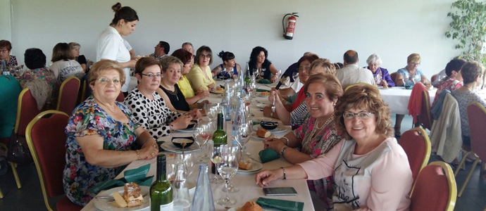 Fin de curso para las alumnas de aquaerobic y gimnasia