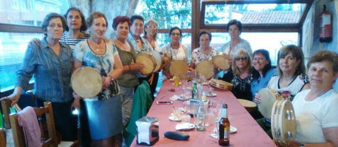 Fin de curso para las pandereteras del Centro Social de Mayores de Reinosa