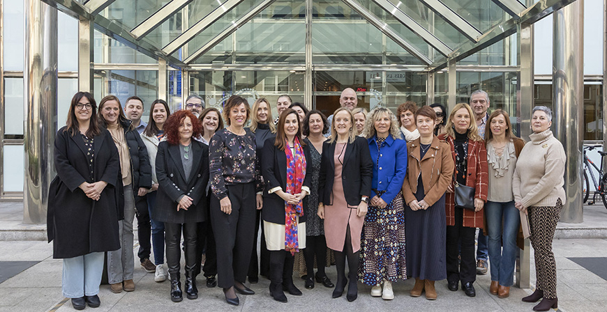 Firmado el primer Plan de Igualdad entre mujeres y hombres para el personal de la Administracin General de Cantabria