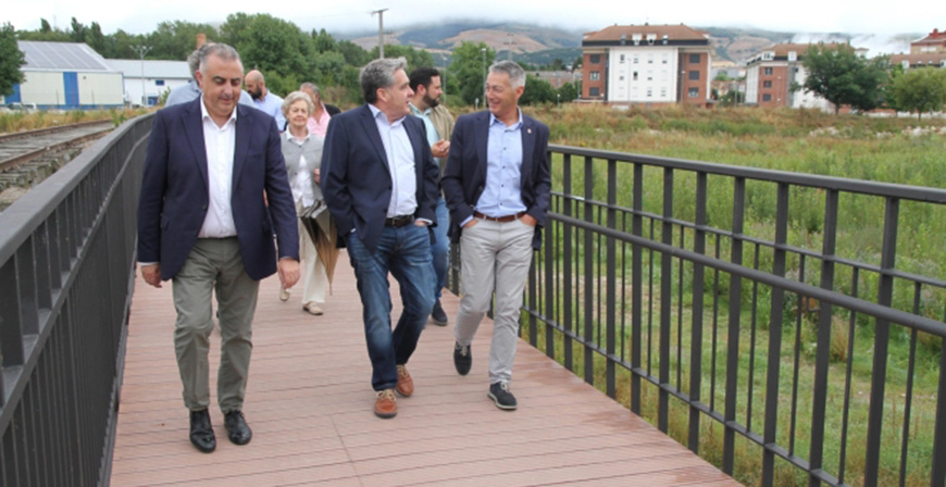Fomento adjudica los ltimos 2 kilmetros del tramo del carril bici entre Reinosa y Matamorosa