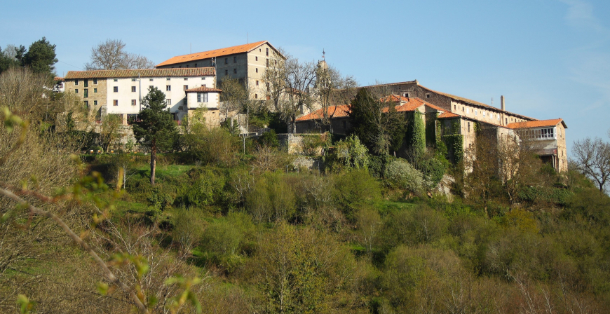Fomento destina 300.000 euros a la rehabilitacin de la cubierta y al refuerzo estructural del albergue de Montesclaros