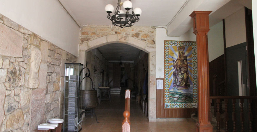 Fomento destina 300.000 euros a la rehabilitacin de la cubierta y al refuerzo estructural del albergue de Montesclaros