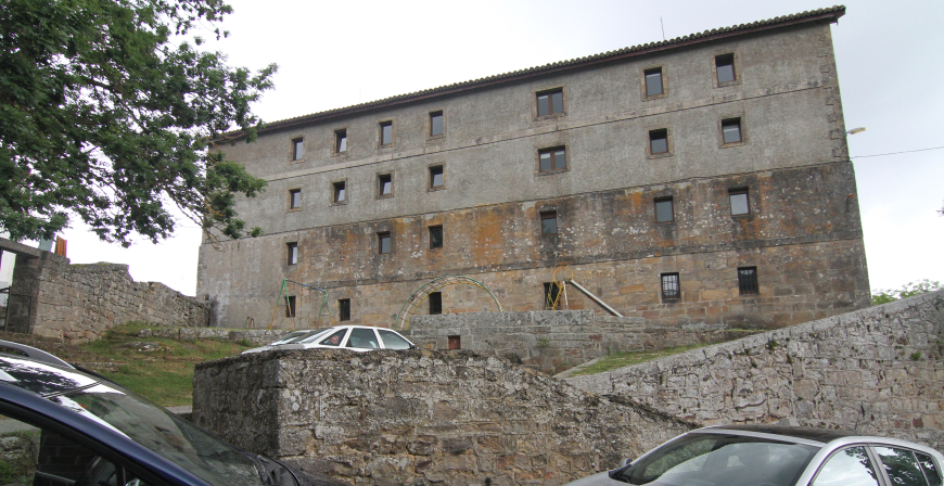 Fomento destina 300.000 euros a la rehabilitacin de la cubierta y al refuerzo estructural del albergue de Montesclaros
