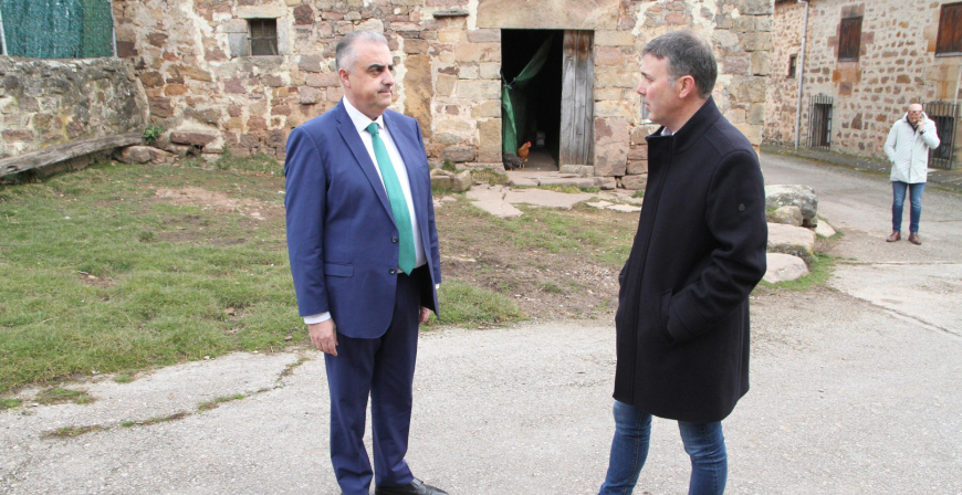 Fomento inicia los trmites para mejorar el abastecimiento de agua en La Quintana y Las Henestrosas
