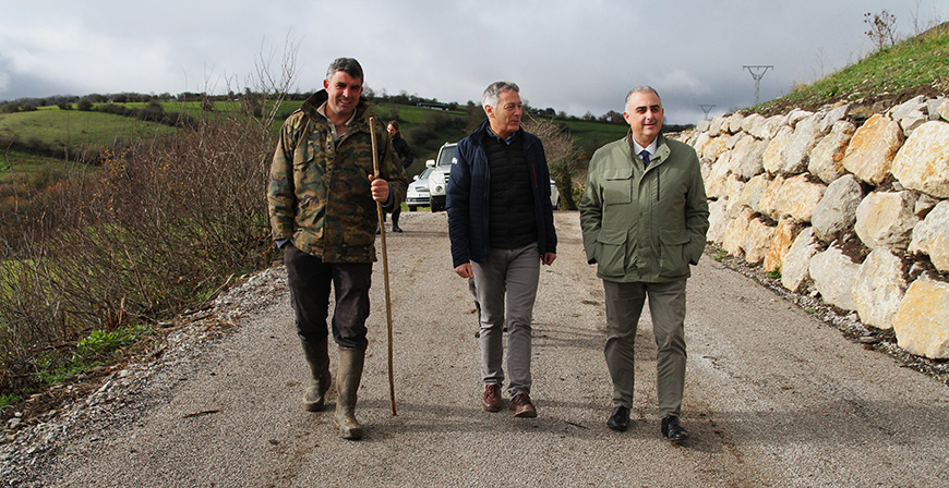 Fomento invierte 46.000 euros en la mejora del camino entre Aradillos y Morancas 