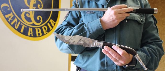 Formuladas 26 denuncias por drogas y posesin de armas en locales de ocio de Guarnizo, Astillero y Soto de la Marina
