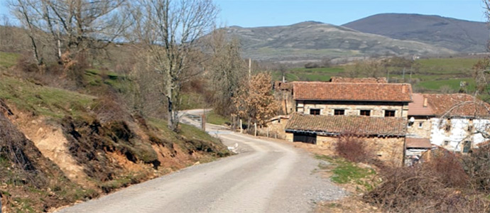 Valderredible, Valdeprado del Ro y Campoo de Suso mejoran sus pistas con una subvencin de Medio Rural