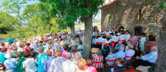 Fresno del Ro honrar a Santa Ana