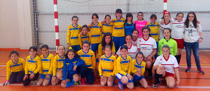 Las futbolistas de Enmedio terminan la liga en segunda posicin