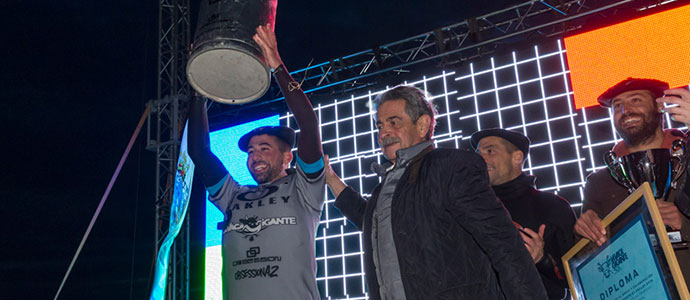 El gallego Juan Fernndez gana 'La Vaca Gigante'