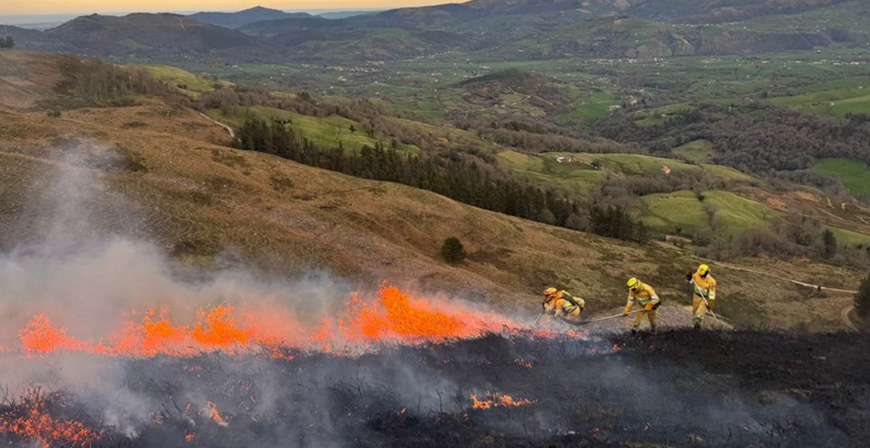 El Gobierno activar� este martes el nivel 2 del operativo de incendios forestales en toda Cantabria
