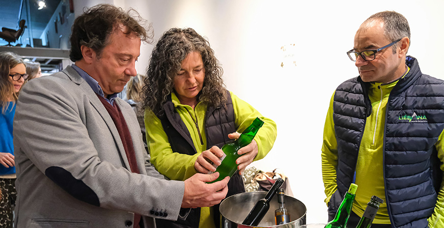 El Gobierno apoya los vinos de Cantabria y el crecimiento de sus bodegas y producciones