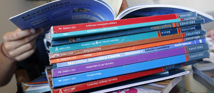 El Gobierno aprueba el decreto de ayudas para la adquisicin de libros de texto