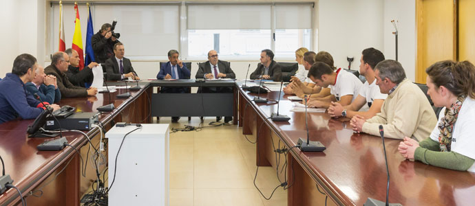 El Gobierno asumir los daos del lobo en toda la regin si se aprueba la modificacin de la Ley de Caza