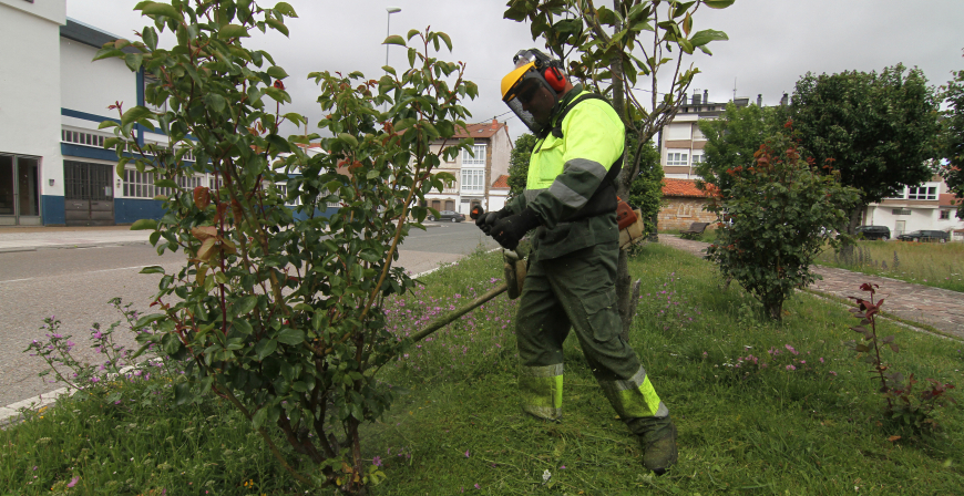 El Gobierno de Cantabria aprueba 25 millones de euros para la contrataci�n de 2.500 personas desempleadas a trav�s del programa de corporaciones locales  