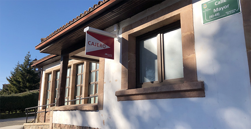 El Gobierno de Cantabria convoca las ayudas para financiar la red de cajeros y servicios bancarios de los municipios en riesgo de despoblamiento