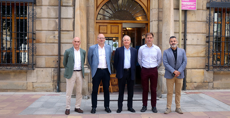 El Gobierno de Cantabria defiende el papel de las elicas 