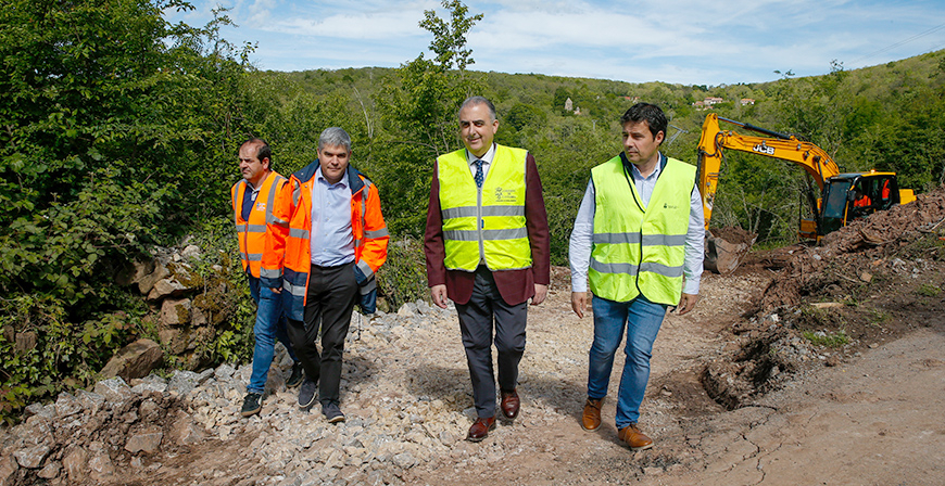 El Gobierno de Cantabria destina 291.000 euros a mejorar infraestructuras hidr�ulicas y viarias en Valdeprado del R�o