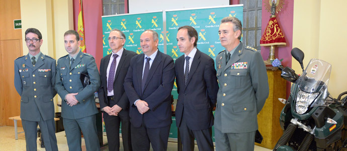 El Gobierno de Cantabria entrega al Seprona material valorado en ms de 30.000 euros