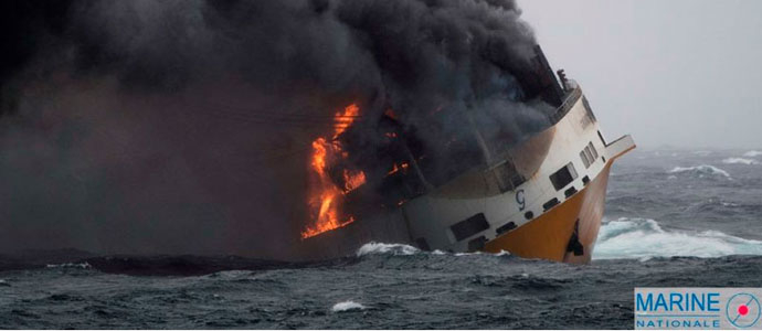 El Gobierno de Cantabria intensifica el seguimiento del naufragio del barco mercante en el Golfo de Vizcaya