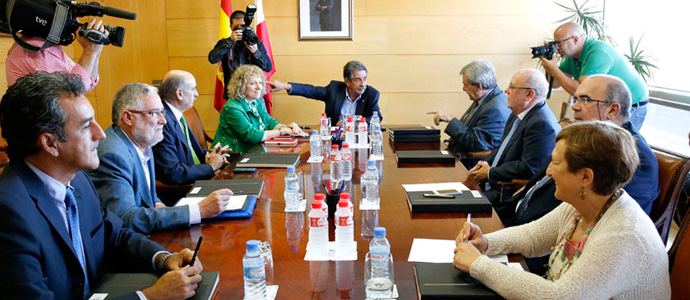 El Gobierno de Cantabria nombra a 20 nuevos directores generales