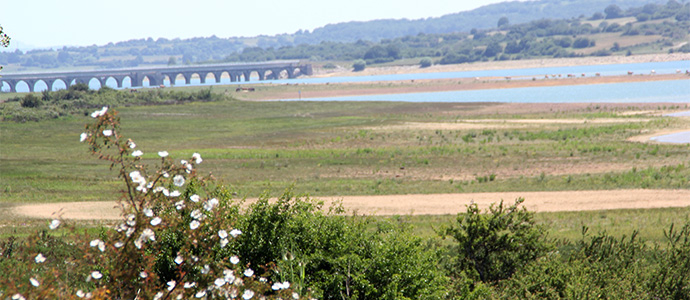 El Gobierno de Cantabria reclama su derecho a captar agua del Pantano del Ebro