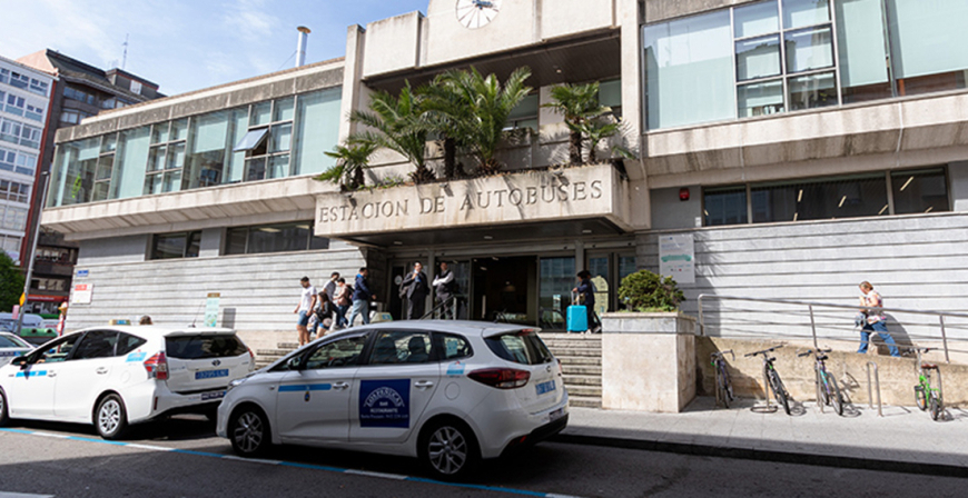 El Gobierno cntabro destina 1,4 millones de euros a compensar el descuento en el transporte por carretera a los usuarios