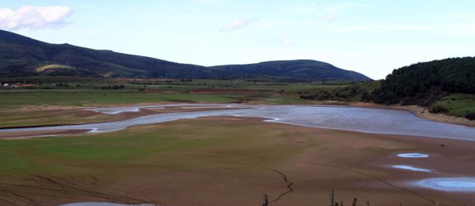 El Gobierno sealizar Valderredible y el Embalse del Ebro como destinos tursticos