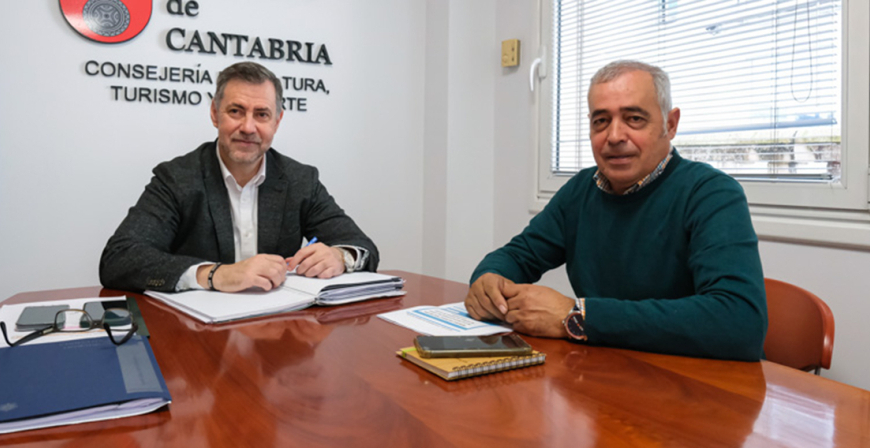 El Gobierno estudiar la mejora del campo de ftbol de Arenas de Igua